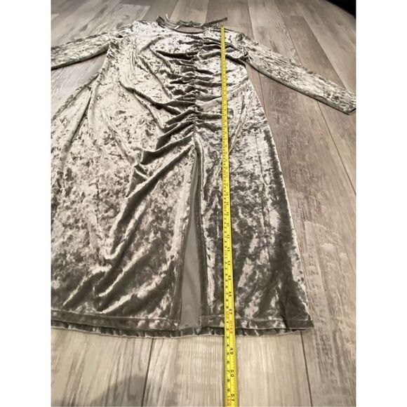 Future Collective faux crushed velvet, silver/gray long maxi dress size 2X - Picture 5 of 12